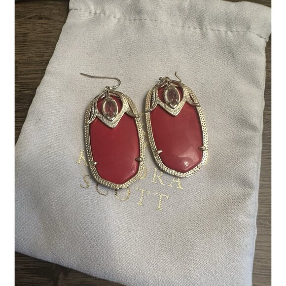 Kendra Scott Vintage Gold Darby Earrings Red Art Deco Western Style Dangle - Picture 3 of 3
